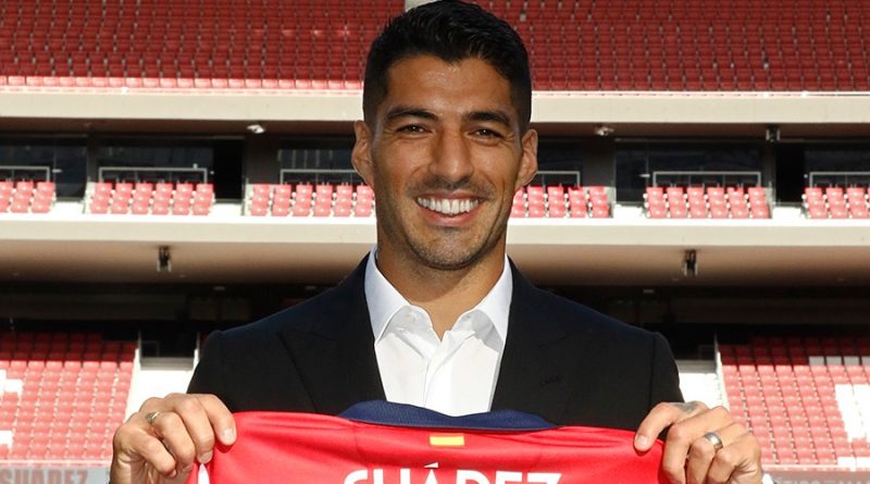 Tener un picnic Mentalmente Ubicación Revisión médica, firma y foto con la camiseta: Luis Suárez ya es del  Atlético de Madrid – La Voz de Rosario