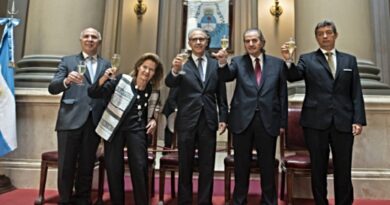 Destacados juristas abordarán el presente de la Corte Suprema de Justicia en un encuentro denominado “Basta de In-Justicia” Destacados juristas abordarán el presente de la Corte Suprema de Justicia en un encuentro denominado “Basta de In-Justicia”
