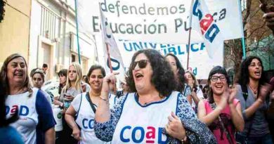 Conflicto universitario: Paro nacional el miércoles y convocatoria a una tercera marcha federal