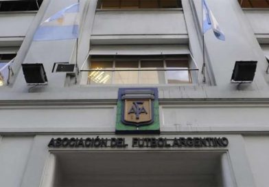 La AFA desmintió que la Justicia de Estados Unidos citara al “Chiqui” Tapia y le secuestrara el celular