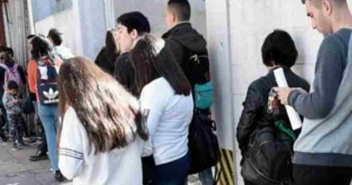 La prestación por desempleo crece casi 30% por impulso de despidos en industria, comercio y construcción