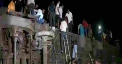India: Tragedia ferroviaria deja al menos 50 muertos y 300 hospitalizados
