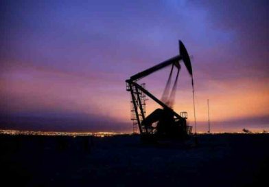 Paro general petrolero en Santa Cruz: el gremio paralizó los yacimientos en reclamo por despidos y recortes
