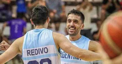 Campazzo sorprendió a un grupo de jóvenes y jugó un picado en Córdoba