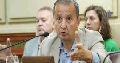 Del Frade lamentó las muertes en Puerto General San Martín y apuntó contra la baja inversión en el cuidado de la salud de los trabajadores
