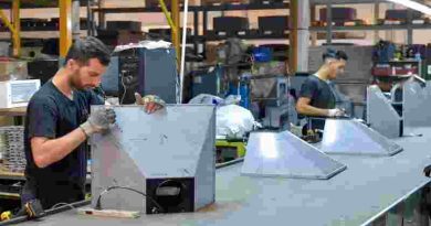 El empleo registrado se desplomó y ya hay casi 41.000 puestos menos en un año