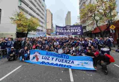 El sindicato de Luz y Fuerza Rosario marchó junto a la CGT este 1 de mayo en Buenos Aires