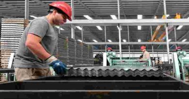 Teléfono para Milei: la UIA publicó un informe sobre el “deterioro industrial” en julio