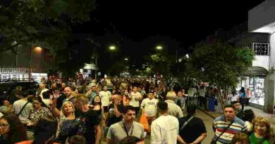 “Noche en mi Barrio” llega este viernes al Centro Comercial Azcuénaga