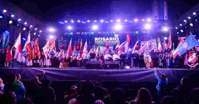 Colectividades del Tricentenario: La ciudad empieza a palpitar su fiesta más convocante
