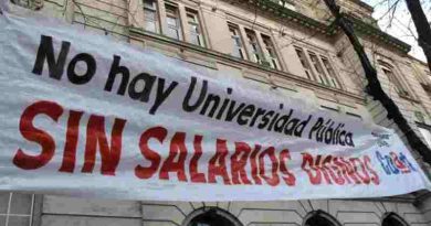 Docentes de la UNR paran toda la semana que viene