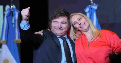 Karina es Milei: La Libertad Avanza se autogeneró su propio “cajón de Herminio”