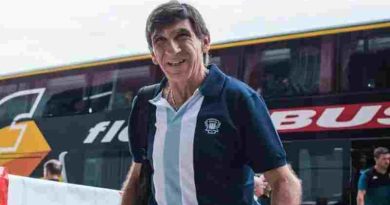 Costas se despidió de Racing con un palito a Milito: “Los tiempos malos pasan”