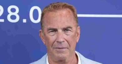 Una actriz doble de riesgo denunció a Kevin Costner tras filmar una escena de violación no guionada