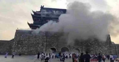 China: Se derrumbó el techo de un monumento histórico de más de 600 años