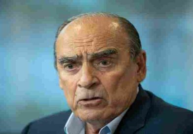 Francos, duro con Adorni: “Yo nunca hubiera estado en esa situación”