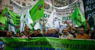 Los trabajadores de la Alimentación anuncian un paro nacional por aumento de sueldos para el proximo lunes