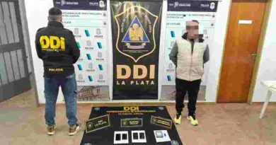La Plata: Un profesor de artes marciales fue detenido por acosar virtualmente a su alumna de 11 años