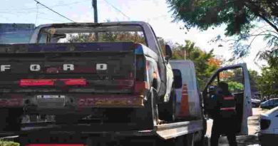 El municipio clausuró un taller de chapería y remitió 7 vehículos abandonados en la vía pública