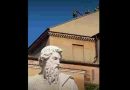 El Vaticano ya instaló la chimenea en la Capilla Sixtina para el cónclave