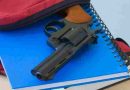Terror en una escuela de Villa Gobernador Gávez: Un alumno fue armado y huyó a los tiros
