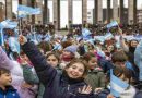 Comenzaron las jornadas de promesa a la Bandera con miles de estudiantes de todo el país