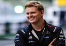 Mick Schumacher confirma negociaciones con Cadillac para su posible regreso a la Fórmula 1