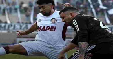 Deportivo Riestra se llevó la victoria en su debut ante Lanús por el Torneo Clausura 2025