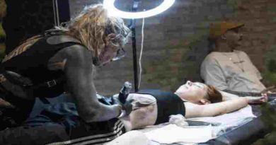 El municipio lanza una formación gratuita para futuros tatuadores