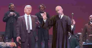 Estados Unidos: El regreso del “Trump robótico”, la atracción de Disney que lo vuelve a poner en primera fila