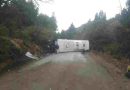 Impactante vuelco de un micro con 44 turistas en la ruta a Villa Traful, hay 20 heridos, 5 de gravedad