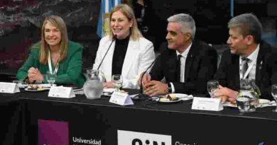 Scaglia con rectores de todo el país: “Nuestro gobierno defiende la universidad pública”