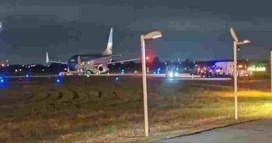 El vuelo con argentinos deportados por Estados Unidos llegó hoy a Ezeiza