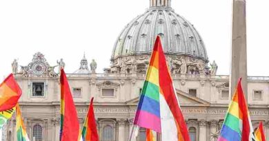 Vaticano: Peregrinos de la comunidad LGBT+ llegaron a la Santa Sede