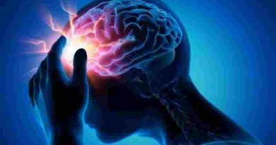Tiempo es cerebro: Especialistas advierten que cada minuto cuenta ante un ACV