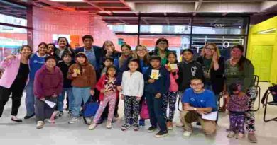 Se presentó Hojas de Ciudad, publicación elaborada en los encuentros literarios de los Centros Cuidar Se presentó Hojas de Ciudad, publicación elaborada en los encuentros literarios de los Centros Cuidar