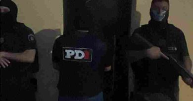 Detuvieron a dos sospechosos de vender droga en un barrio de zona sur de Rosario