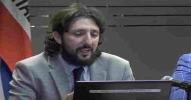 La madre de Laurta confirmó que se puso a disposición para cuidar a su nieto si no hay tutor