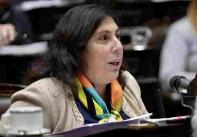 Paula Oliveto dice que si Adorni “no puede rendir cuentas de sus actos” debe ser desplazado