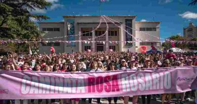 Más de 9.000 personas participaron de la Caminata Rosa Rosario 2025
