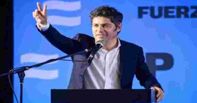 Axel Kicillof recordó a Evita con duras críticas al Gobierno: “Lastima a los sectores más vulnerables para garantizar la ganancia de unos pocos”