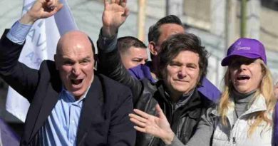 La Libertad Avanza y “esa vidriera irrespetuosa de los cambalaches”