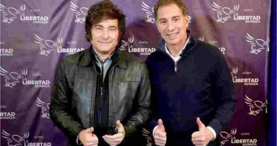 Milei se baja de la Provincia, cancela todos sus actos y deja a Santilli solo