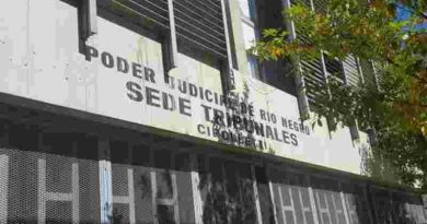 Un docente de Cipolleti fue condenado por abuso a alumnos y ahora no lo encuentran