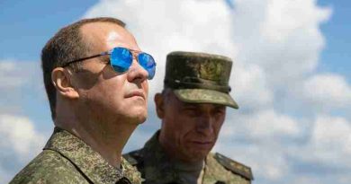 Rusia: Dmitri Medvédev cargó contra “el régimen de payasos de Kiev”