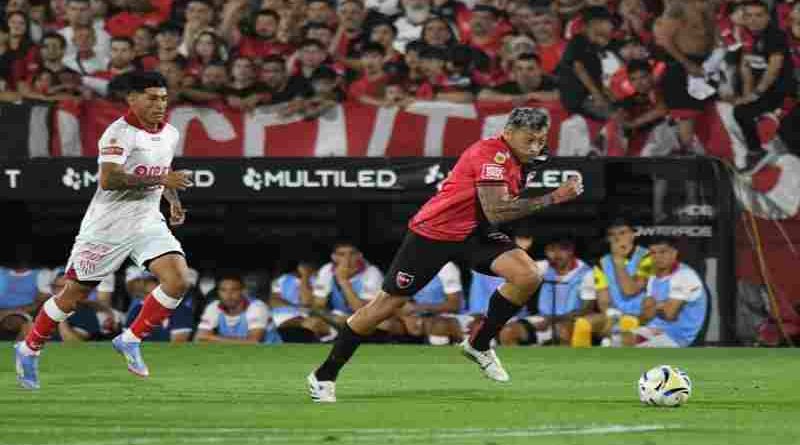 Un equipo “abandonado por Dios”: Viejos defectos para una nueva derrota de un Newells que atraviesa por una agonía eterna