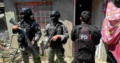 Detienen en Rosario a dos mujeres vinculadas al Clan Romero, secuestran armas y droga