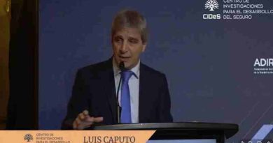 “Ya saben lo que vamos a hacer”: Caputo buscó llevar tranquilidad respecto al dólar de cara al año electoral