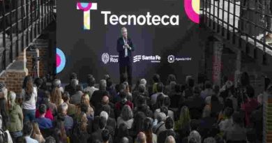 Se inauguró Tecnoteca, la escuela de tecnología y oficios digitales para las juventudes de la ciudad