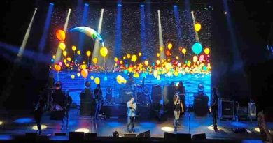 La Vela Puerca y una noche llena de épica en Rosario: 30 años de festejo bajo la lluvia